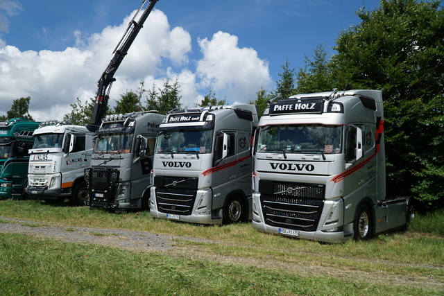 DSC06868 Truck meets Airfield 2022 am Flugplatz ErndtebrÃ¼ck-Schameder, #truckmeetsairfield, #truckpicsfamily