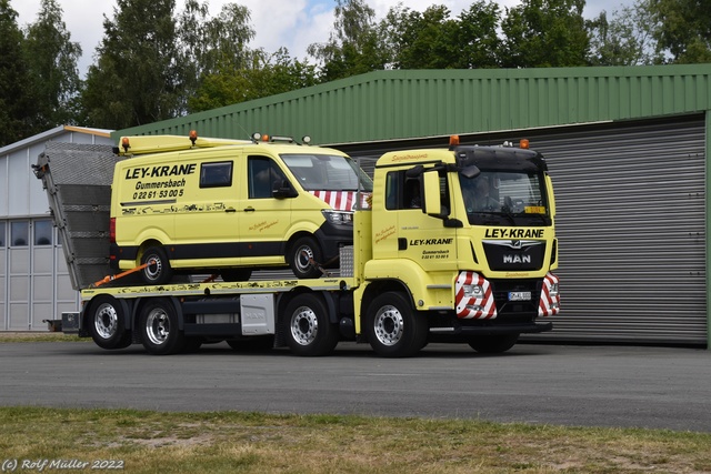 DSC 0670 Truck meets Airfield 2022 am Flugplatz ErndtebrÃ¼ck-Schameder, #truckmeetsairfield, #truckpicsfamily