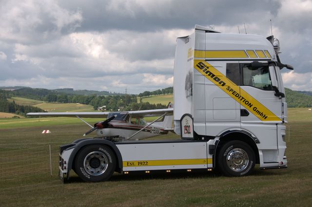  DSC5811 TRUCK MEETS AIRFIELD 2022 in ErndtebrÃ¼ck Schameder "Save the Date!" powered by www.truck-pics.eu & www.lkw-fahrer-gesucht.com