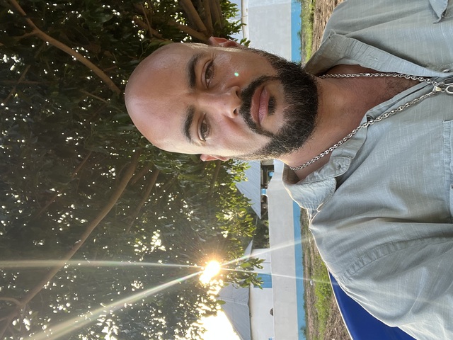 Nekhitem-Kamenthu-Outside-Trees-TheEarthCenter-Pro Nekhitem kamenthu