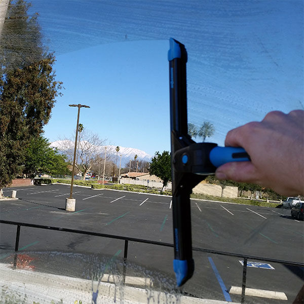 Commercial-Window-Cleaning-in-Irvine-by-Blue-Coast Picture Box