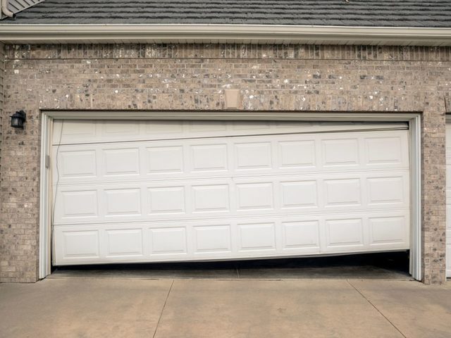 Garage Door 918 Metro Garage Door Repair LLC - Hurst