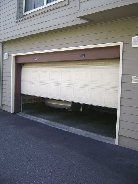 Garage Door 919 Metro Garage Door Repair LLC - Hurst