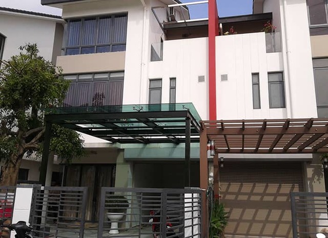 Mai-hien-bang-kinh-xanh-la-sang-trong MÃ¡i kÃ­nh cÆ°á»ng lá»±c vietphapgroup