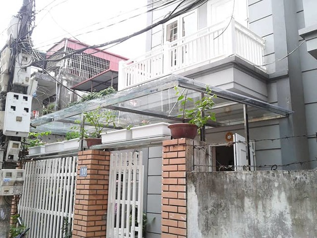 Mau-mai-che-kinh-cuong-luc-truoc-nha-khung-inox MÃ¡i kÃ­nh cÆ°á»ng lá»±c vietphapgroup