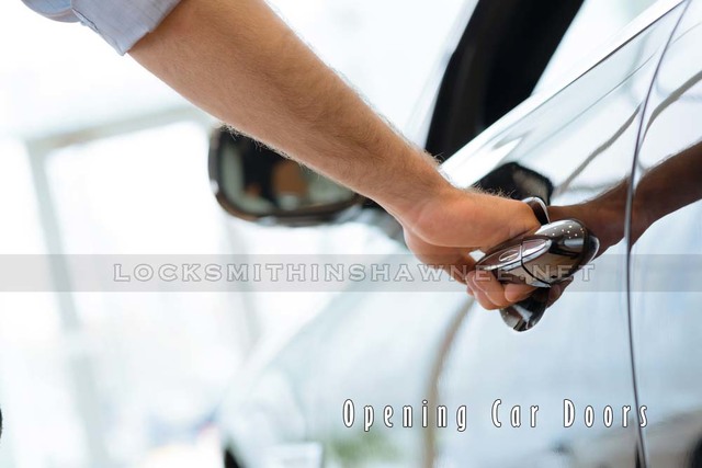 Shawnee-locksmith-opening-car-doors Belton Precise Locksmith