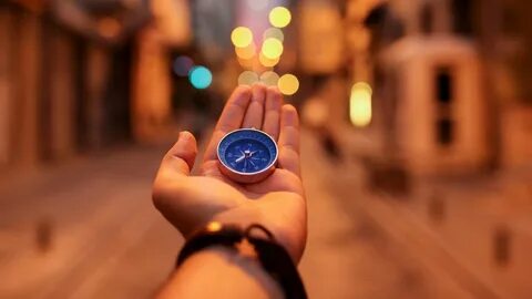 i (4) Psychic Victoria