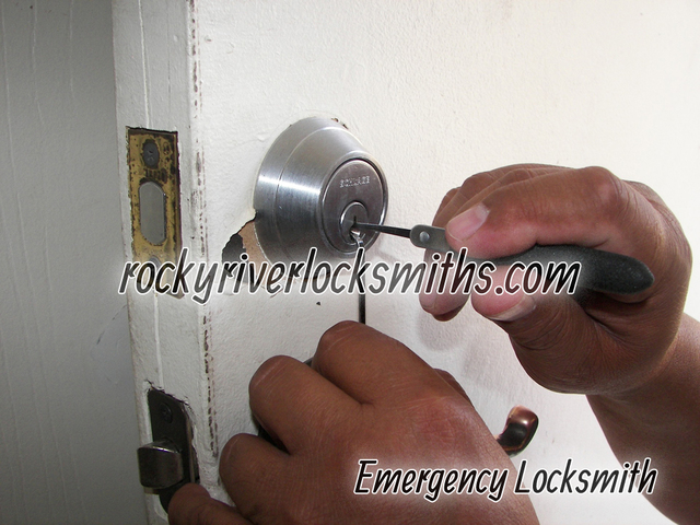 emergency-Rocky-River-locksmith Rocky River Locksmiths