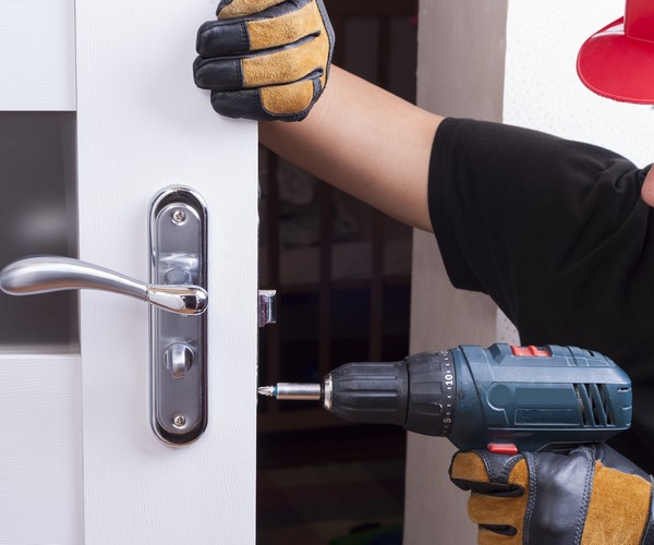 residential-locksmith-bellevue Safety Locksmith