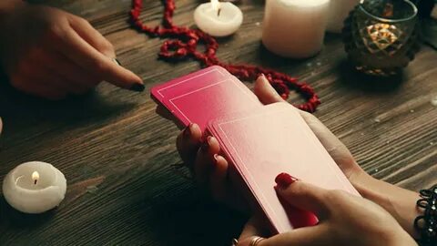 i (2) Tarot Card Reading Montreal