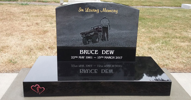 Headstones Christchurch Aorangi & Harding Memorials