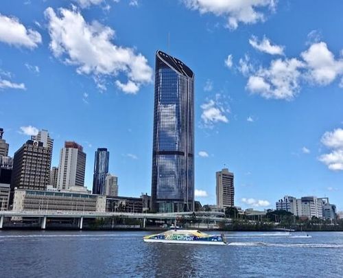 Buy-waterfront-home-Gold-Coast Picture Box