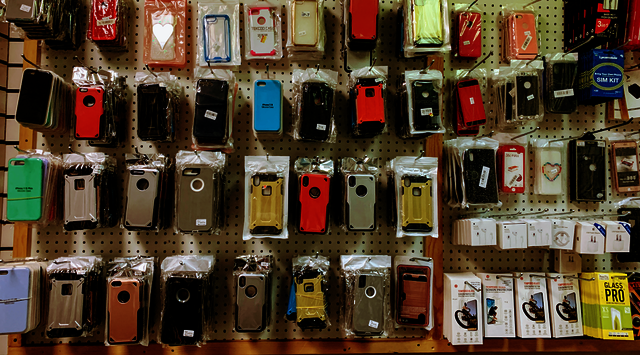 Phone Screen Repair Picture Box