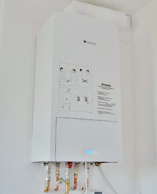 East Grinstead Electrician Picture Box