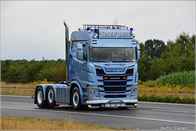 DSC 1038-border 30-07-2022 Truckstar