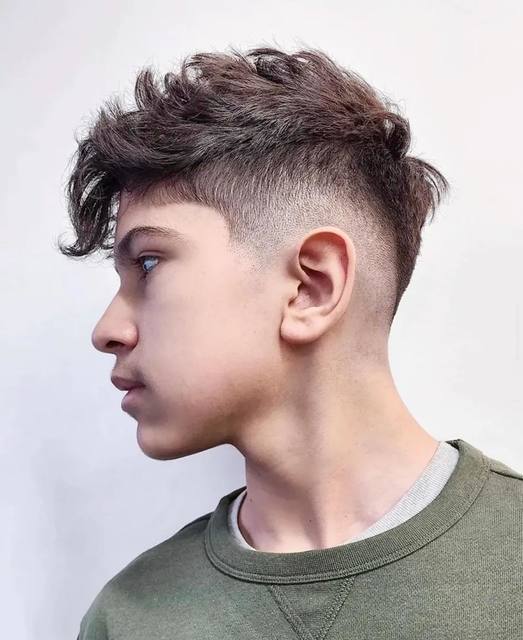 Men-s-Haircut-Downtown-In-Chicago-Provides-You-Val Men's Haircut Downtown In Chicago Provides You Valuable Service