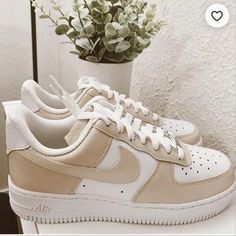 Looking for Exclusive Shoe Brands Picture Box