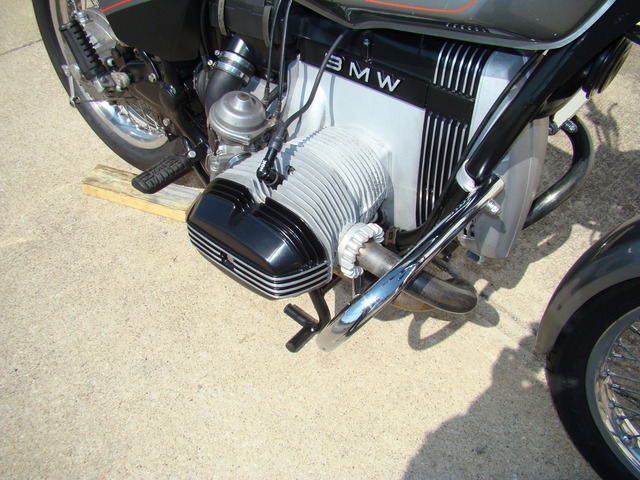DSC02878 6207703 '84 BMW R80ST Running "Project" B. Bike was apart; we are reassembling, Rebuild Carbs, get motor started.