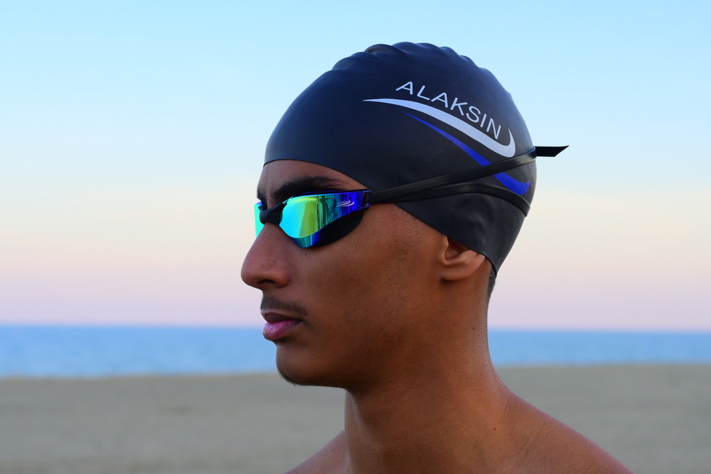 upwork swimming goggles