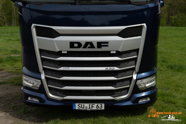 DAF XG+, IFL GmbH, WSI Models, www.truck-pics IFL GMBH, DAF XG+, WSi Models, www.truck-pics.eu, Bud Spencer Truck, Mr. Bulldozer