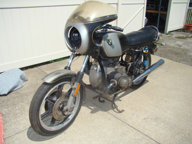 DSC02989 4950212 -1974 BMW R90S, Silver Smoke. Barn Find, Project Bike. 98% complete.