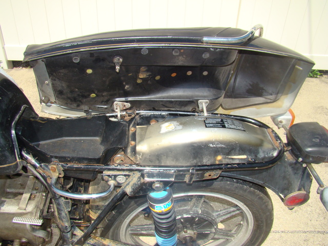 DSC02999 4950212 -1974 BMW R90S, Silver Smoke. Barn Find, Project Bike. 98% complete.