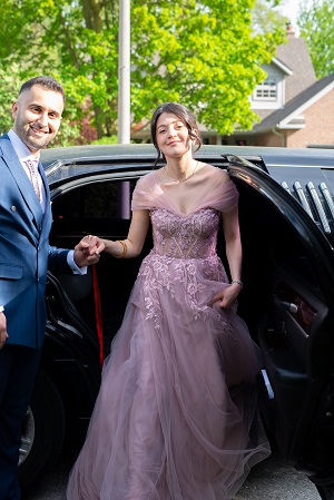 limousine service Ella's Limos