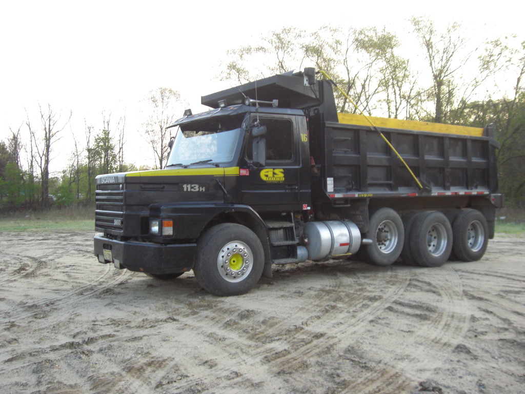 CIMG2458 - Trucks