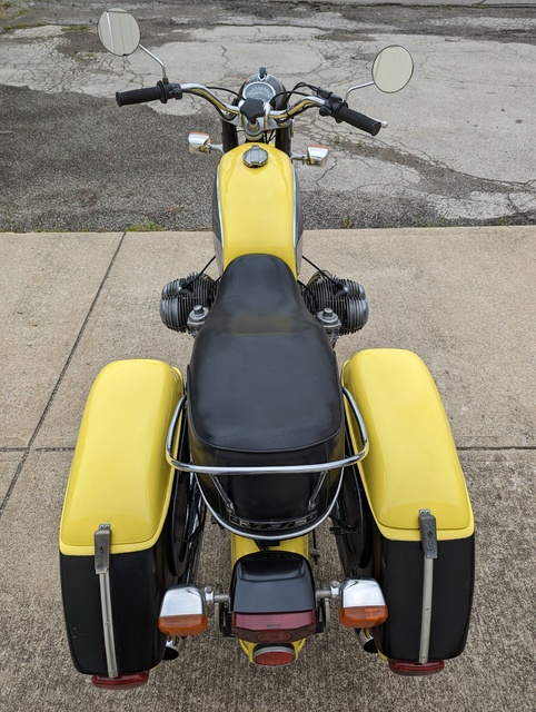 2987631 (12) 2987631 1972 BMW Custom R75-5 Lowered, Yellow