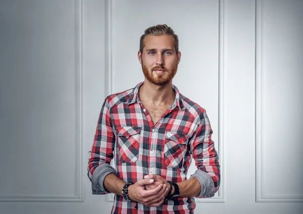 depositphotos 124198652-stock-photo-redhead-male-i Picture Box