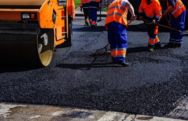 Screenshot 3 asphalt paving contractors near me