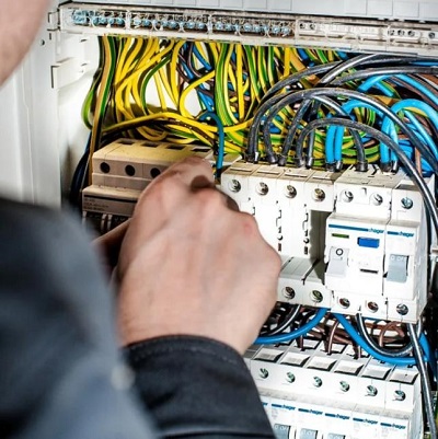 Electrical installation service Brown Electric