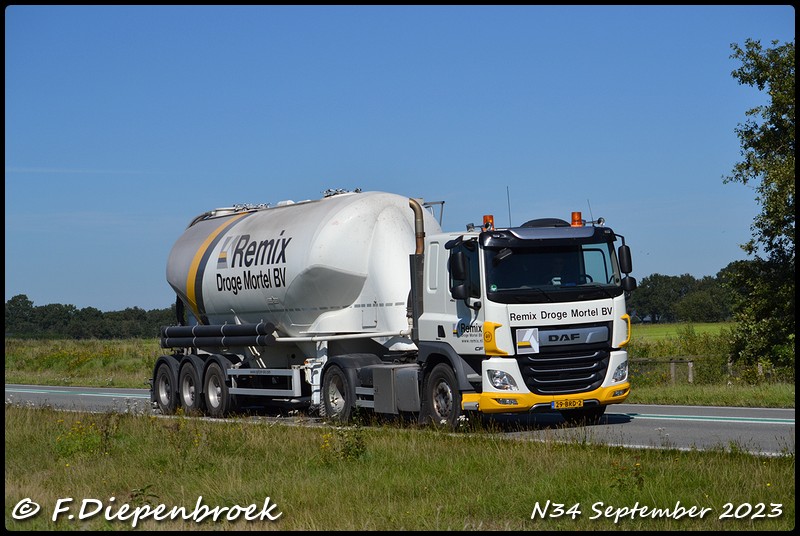 29-BRD-2 DAF CF Remix-BorderMaker - Rijdende autos 2023