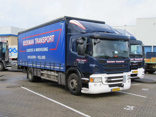 33-BFN-2 Scania R Series 1/2