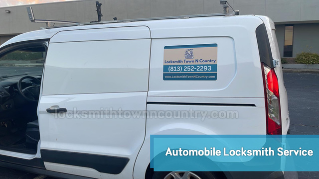 Locksmith-Town-N-County-Automobile-Locksmith-Servi Locksmith Town n Country