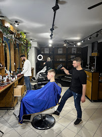 Barber near me, Barber warszawa, Fryzjer mÄ™ski, b Chill Out