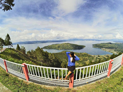 Paket Wisata Danau Toba Dari Silangit Toba Wisata