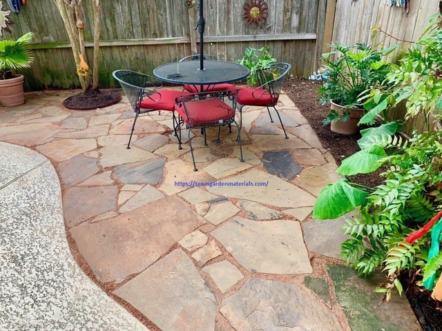 flagstone-patio-diy Black Mulch