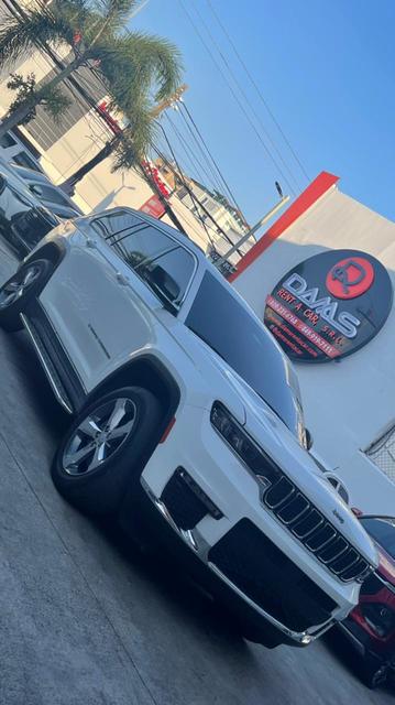 New York luxury car rental | Dams Rent a Car LLC Picture Box