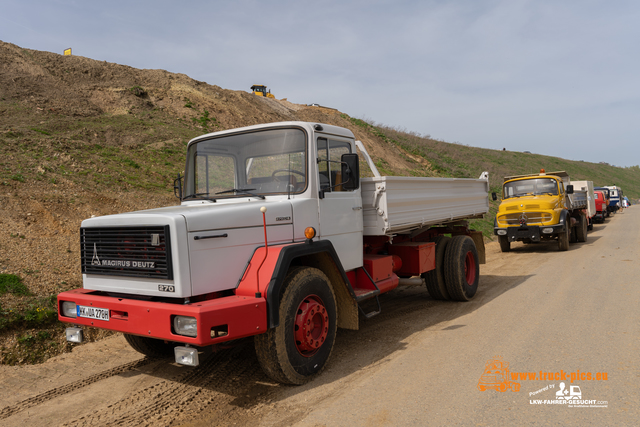 Kippertreffen Geilenkirchen, powered by www Kippertreffen Geilenkirchen 2024 historische LKW & Baumaschinen Sandgrube Davids #truckpicsfamily www.truck-pics.eu