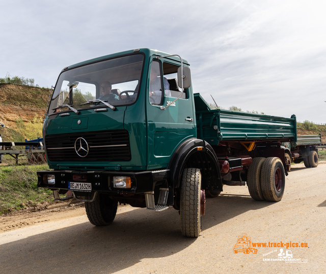 Kippertreffen Geilenkirchen, powered by www Kippertreffen Geilenkirchen 2024 historische LKW & Baumaschinen Sandgrube Davids #truckpicsfamily www.truck-pics.eu