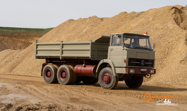 Kippertreffen Geilenkirchen, powered by www Kippertreffen Geilenkirchen 2024 historische LKW & Baumaschinen Sandgrube Davids #truckpicsfamily www.truck-pics.eu