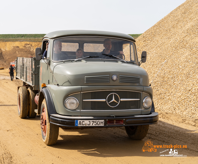 Kippertreffen Geilenkirchen, powered by www Kippertreffen Geilenkirchen 2024 historische LKW & Baumaschinen Sandgrube Davids #truckpicsfamily www.truck-pics.eu