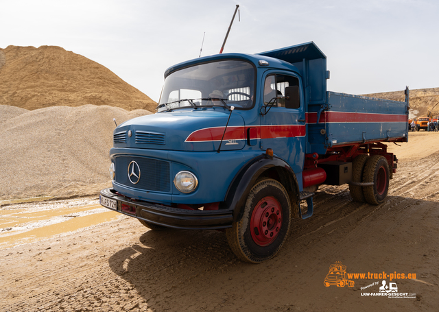 Kippertreffen Geilenkirchen, powered by www Kippertreffen Geilenkirchen 2024 historische LKW & Baumaschinen Sandgrube Davids #truckpicsfamily www.truck-pics.eu