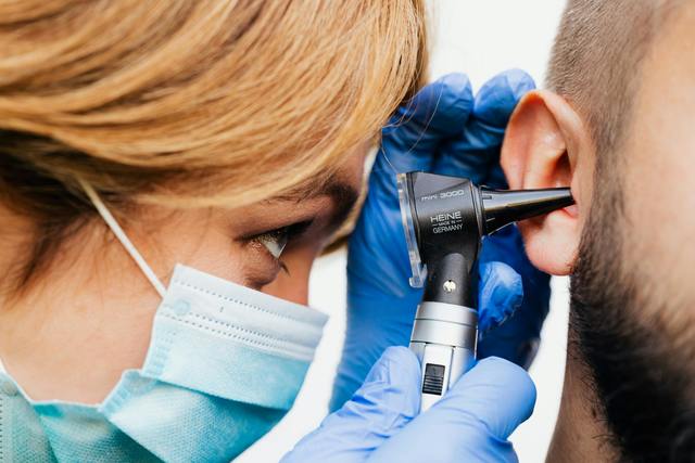 Best Ear Doctor in Jaipur Best Ear Doctor in Jaipur