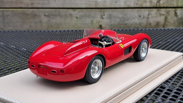 20240423 104134 resized[5944] (Kopie) V12 Ferrari 500 TRC 1957
