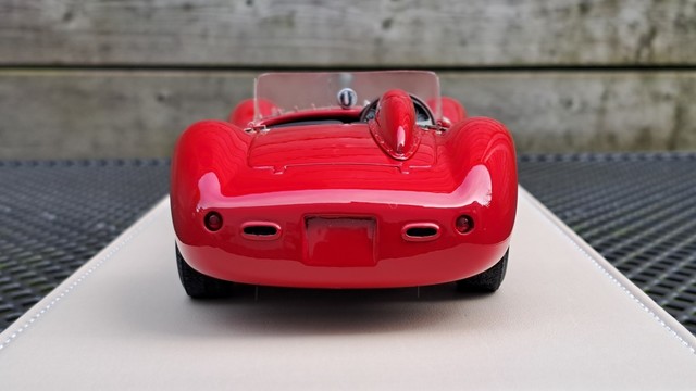 20240423 104157 resized[5943] (Kopie) V12 Ferrari 500 TRC 1957