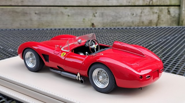 20240423 104215 resized[5942] (Kopie) V12 Ferrari 500 TRC 1957