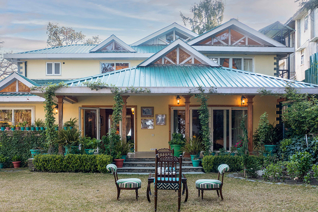 Experience Luxury at Raman Villa: The Best Villa Raman Villa