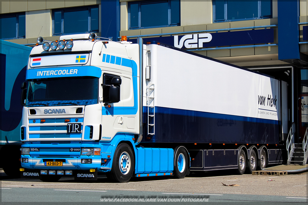 j (10)-BorderMaker - 